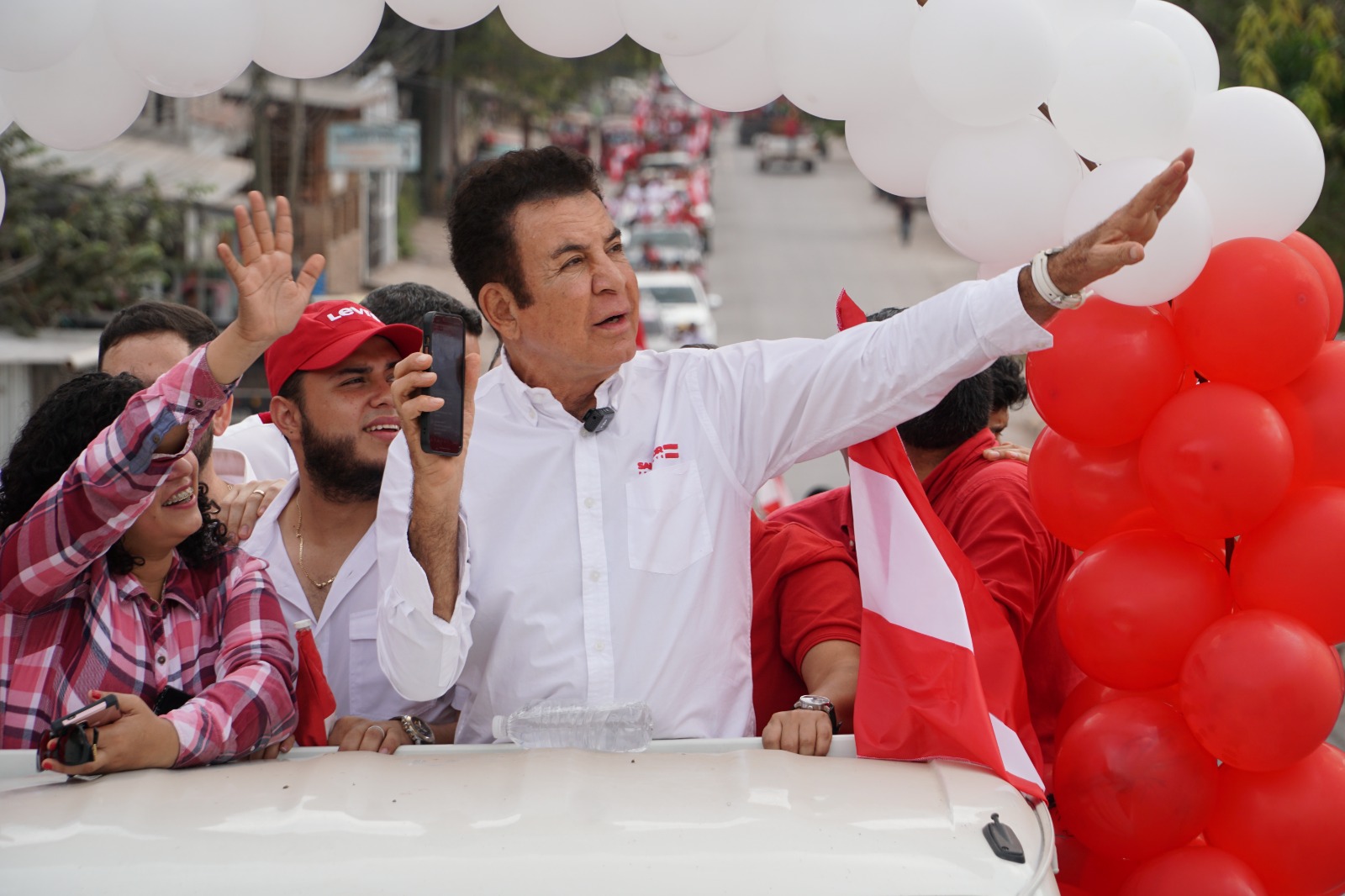 Nasralla señala manipulación política del COVID-19 por parte del gobierno en Honduras Nasralla señala manipulación política del COVID-19 por parte del gobierno en Honduras