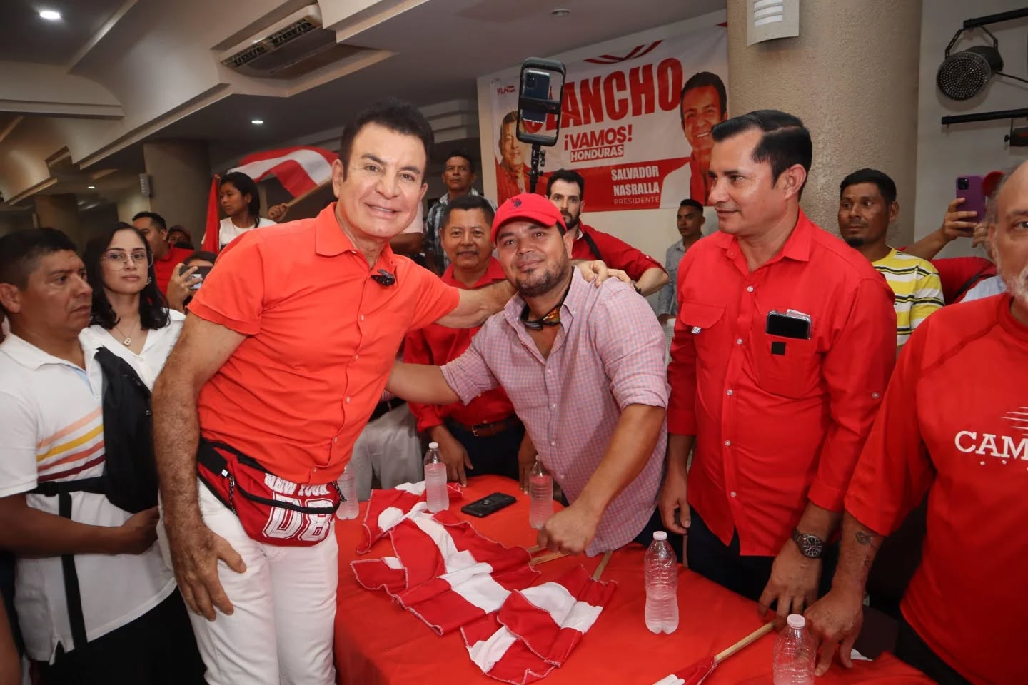 Nasralla propone un bloque nacional ante supuestas maniobras oficialistas para frenar elecciones