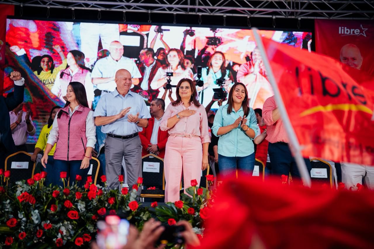 A una semana de elecciones en Honduras, LIBRE enfrenta cargos de fraude A una semana de elecciones en Honduras, LIBRE enfrenta cargos de fraude
